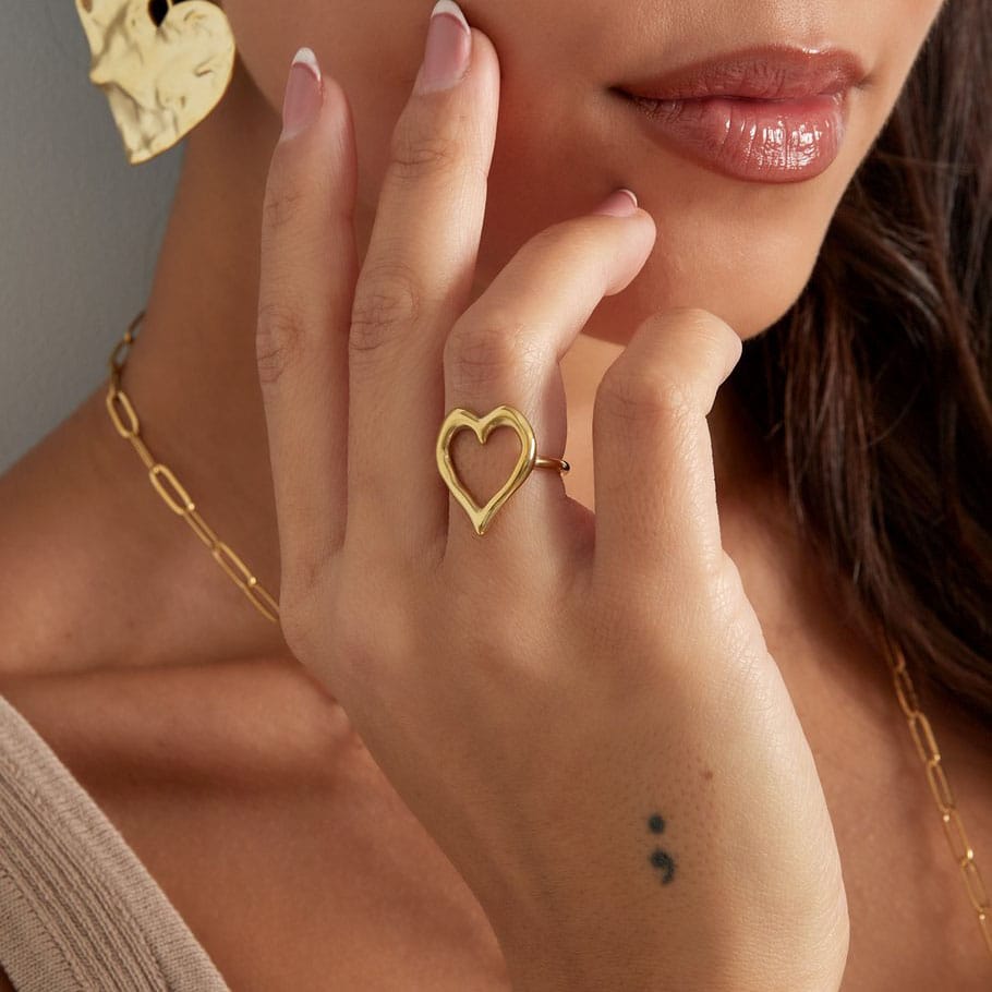Gestructureerde hart ring goud
