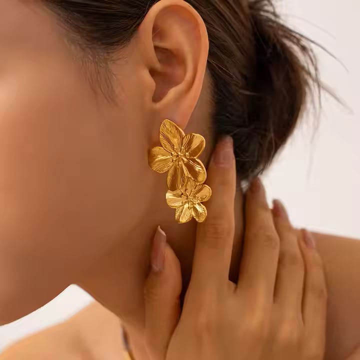 Gouden Bloem oorbellen Gouden Bloem oorbellen