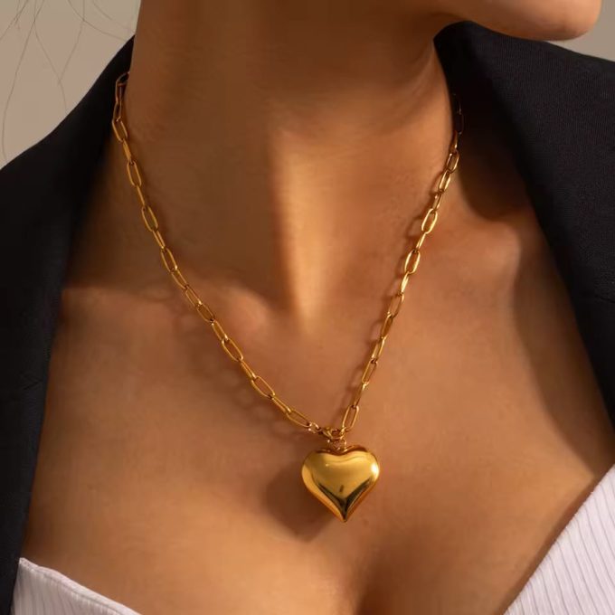 Gouden ketting met hartje