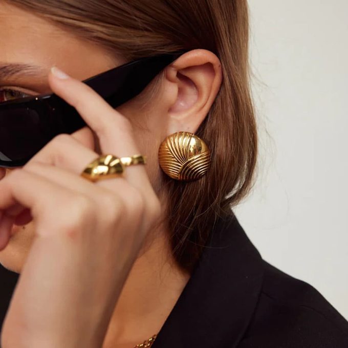 Grote ronde vintage oorbellen goud