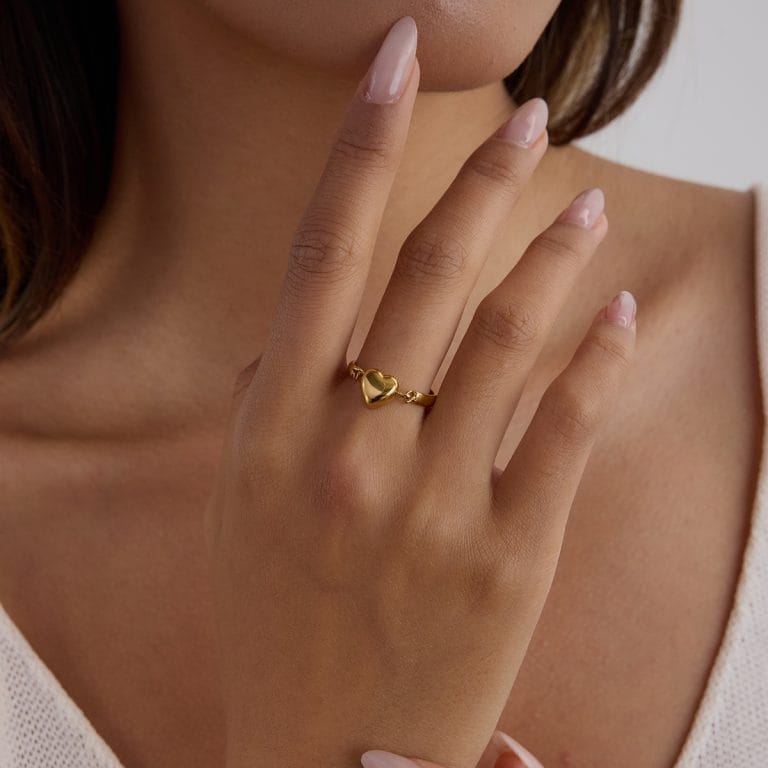 Ring met hartje goud