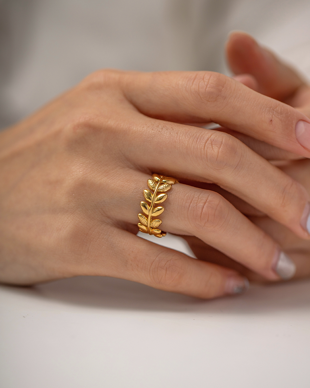 Ring met olijfblad goud Ring met olijfblad goud