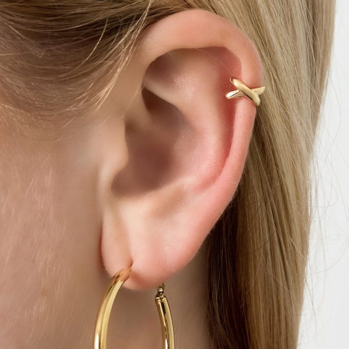 Gouden Ear Cuff crossed lines