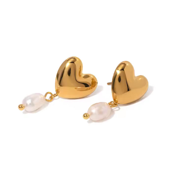 Hartjes met parels oorbellen Hartjes met parels oorbellen