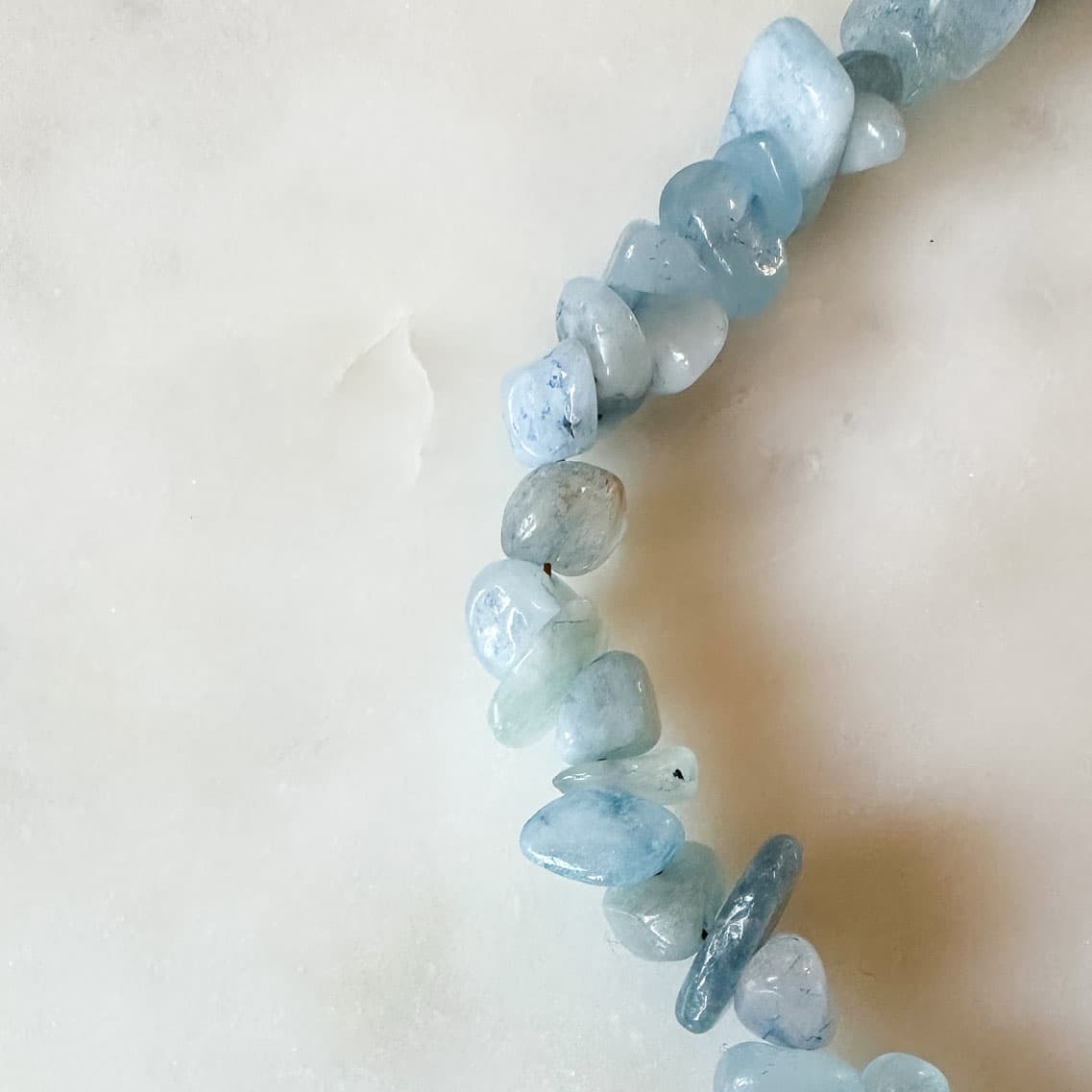 Blauwe aquamarijn steen (1) Blauwe aquamarijn steen