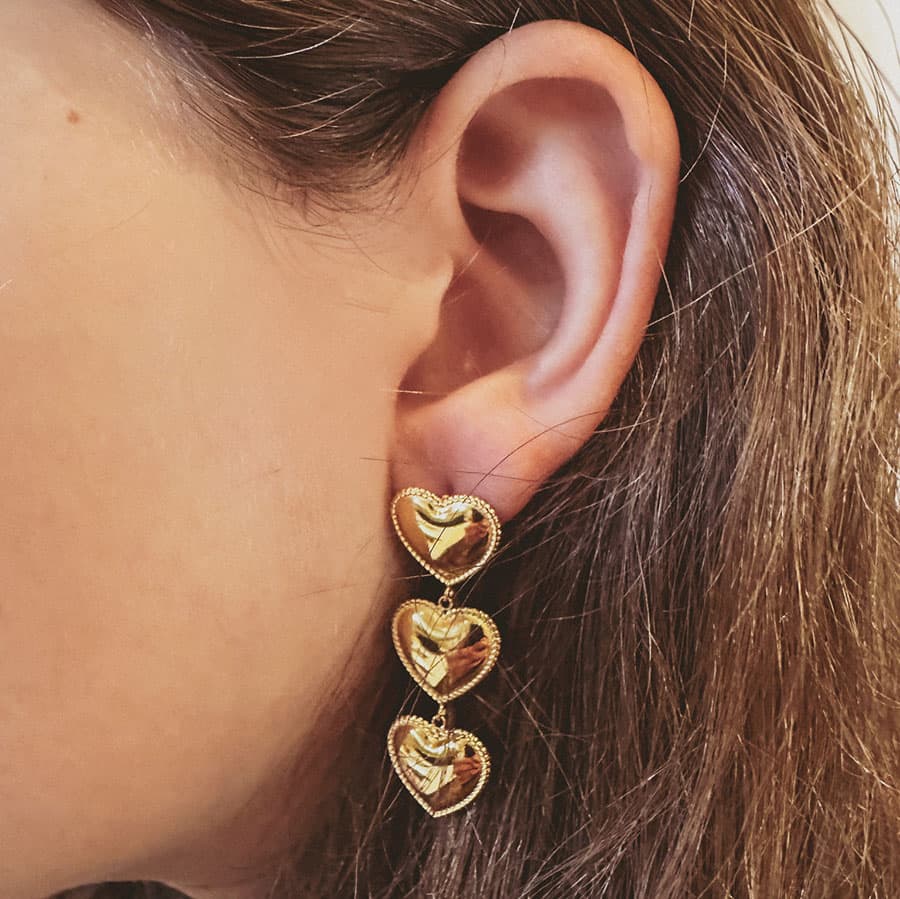Lange Oorbellen met 3 hartjes s kopie