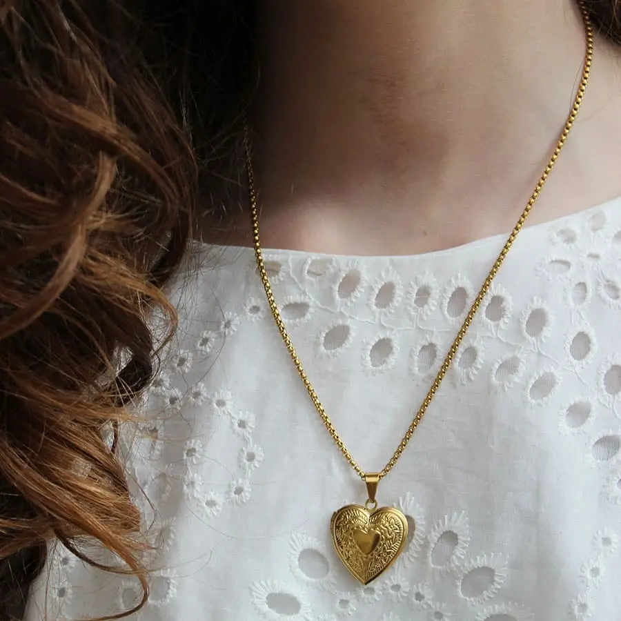 Medaillon ketting hartje MVK (1) Medaillon ketting