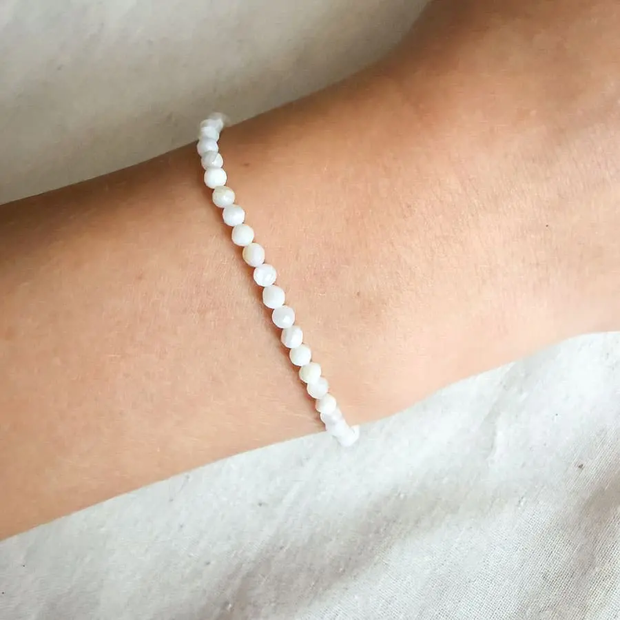 Witte jade kralen armband