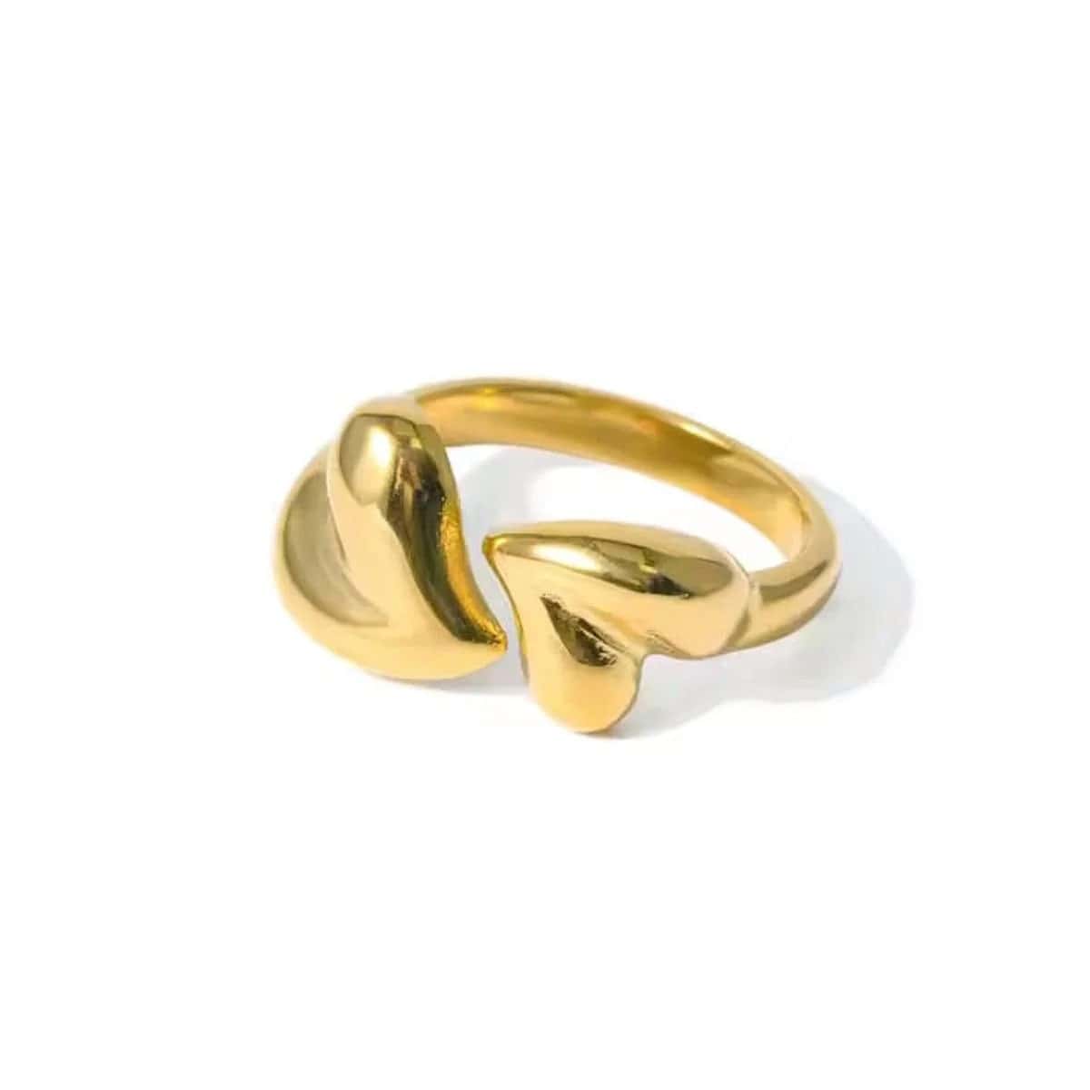 Ring met goudkleurige hartjes